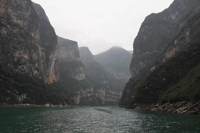 Yangtze River Cruise from Chongqing to Yichang Downstream in 4 Days 3 Nights - Day four: Three Gorges Dam and arrival in Yichang
